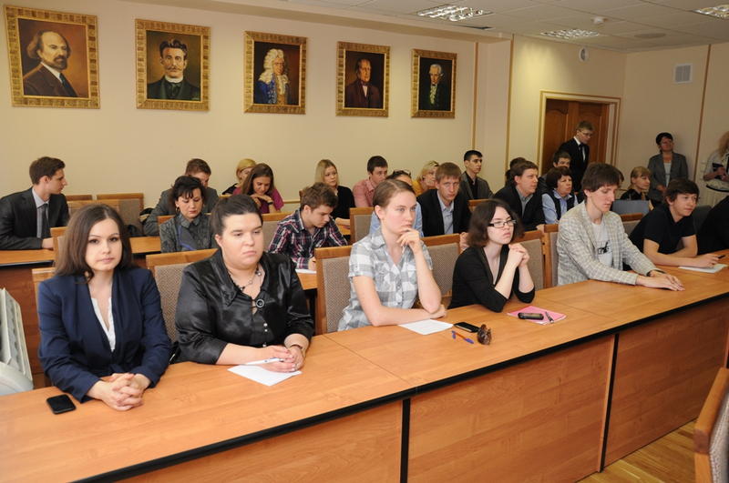 Встреча студентов Академии правосудия с Председателем Верховного Суда РФ В.М. Лебедевым